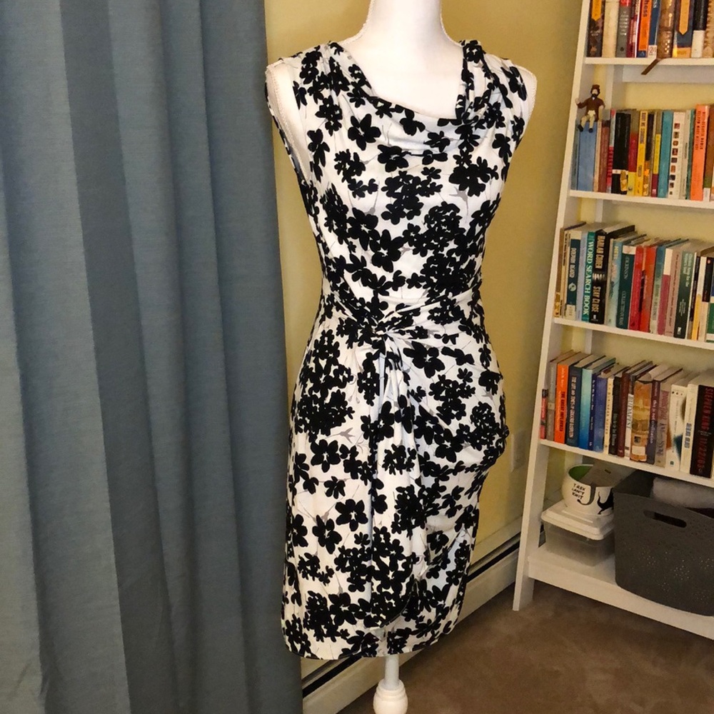 Ann Taylor Black & White Floral Dress - Size XSP